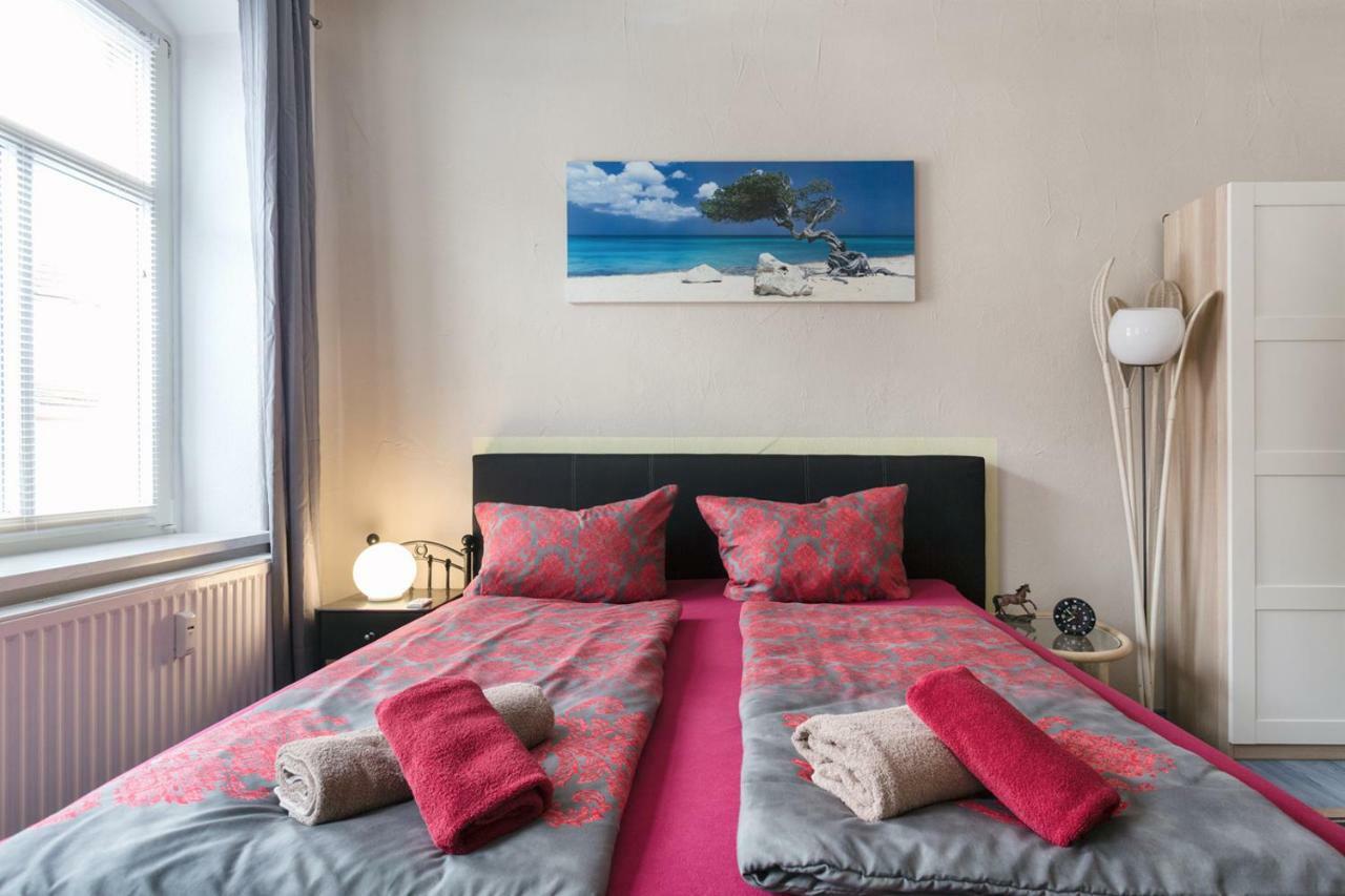 Ferienwohnung Residenz Bis 6 Gaeste , Ferienwohnung Dresden Bis 4 Gaeste, Ferienwohnung Elbflorenz Bis 2 Gaeste 외부 사진